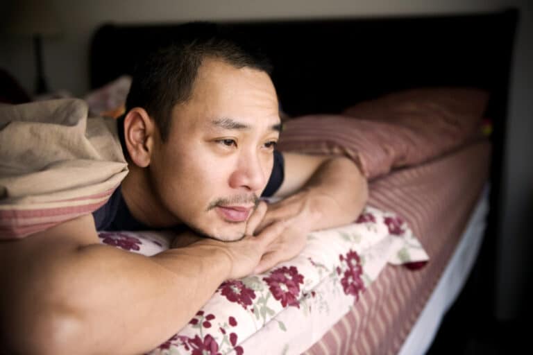  你对失业的反应是什么？ 