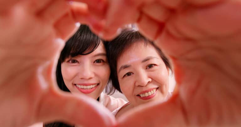一位母亲对爱、恐惧和节制的思考 